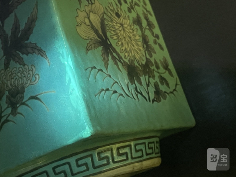 清光绪 松石绿地墨彩花鸟纹琮式瓶一对 - 图17